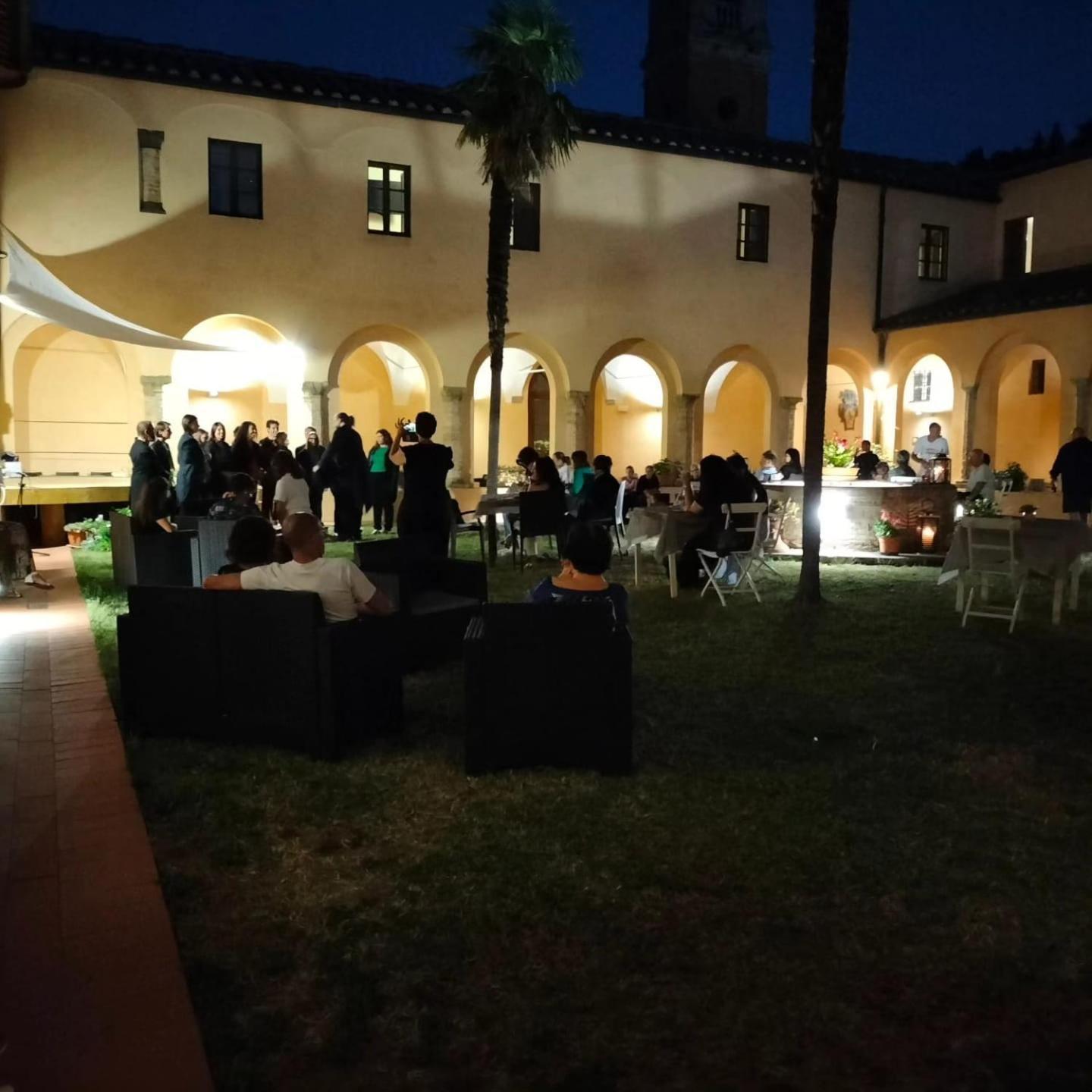 Chiostro Delle Monache Hostel Volterra Exterior photo