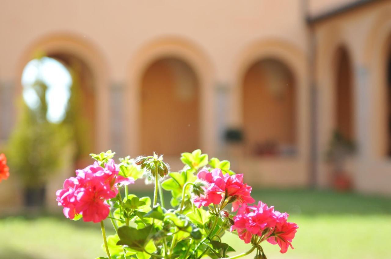 Chiostro Delle Monache Hostel Volterra Exterior photo